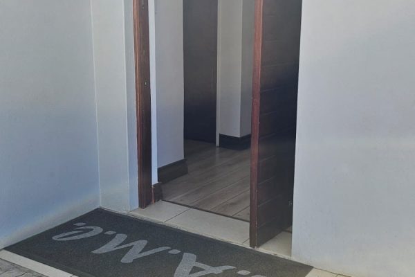 2e0d0af5-4398-44e3-9d0e-820a79d8b363